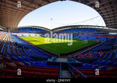 Bolton, Großbritannien. 9.. August 2022. Gesamtansicht des Stadions der Universität von Bolton. Das Carabao Cup Spiel zwischen Bolton Wanderers und Salford City im University of Bolton Stadium, Bolton am Dienstag, den 9.. August 2022. (Kredit: Mike Morese | MI News) während des Carabao Cup-Spiels zwischen Bolton Wanderers und Salford City im University of Bolton Stadium, Bolton am Dienstag, 9.. August 2022. (Kredit: Mike Morese | MI News) Kredit: MI News & Sport /Alamy Live News Stockfoto