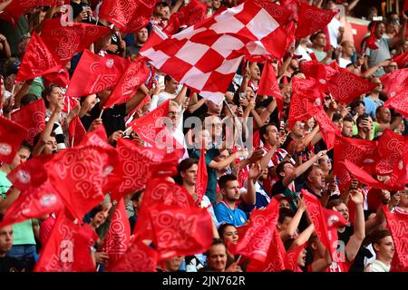 EINDHOVEN - PSV-Fans während des dritten Qualifikationsspiel der UEFA Champions League zwischen PSV Eindhoven und AS Monaco am 9. August 2022 im Phillips Stadium in Eindhoven, Niederlande. ANP OLAF KRAAK Stockfoto