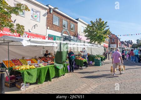 Obst- und Gemüsemarkt, Castle Street, Hinckley, Leicestershire, England, Vereinigtes Königreich Stockfoto