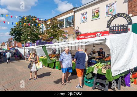 Obst- und Gemüsemarkt, Castle Street, Hinckley, Leicestershire, England, Vereinigtes Königreich Stockfoto