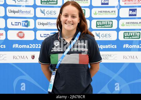 Rom, Italien. 09. August 2022. Im Bild von links nach rechts, Chiara Pellacani während der Präsentation der italienischen Schwimmteams für die Europameisterschaften Quelle: massimo insabato/Alamy Live News Stockfoto