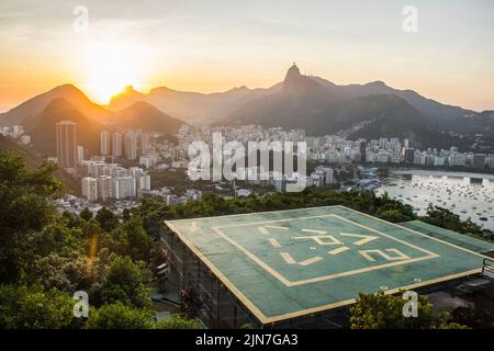 Blick auf den Urca-Hügel in Rio de Janeiro Stockfoto