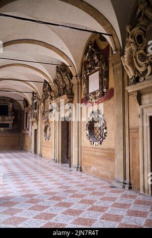 Biblioteca Comunale dell'Archiginnasio Bologna Italien Stockfoto