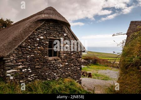 Irisches Steinhackenmuseum auf der Dingle-Halbinsel in Irland. Stockfoto