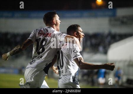 Campinas, Brasilien. 09. August 2022. SP - Campinas - 09/08/2022 - BRASILEIRO SERIE B 2022 PONTE PRETA X VASCO -Fessin jogador do Ponte Preta comemora deu gol durante partida contra o Vasco no estadio Moises Lucarelli pelo campeonato Brasileiro B 2022. Foto: Rogerio Capela/AGIF/Sipa USA Quelle: SIPA USA/Alamy Live News Stockfoto