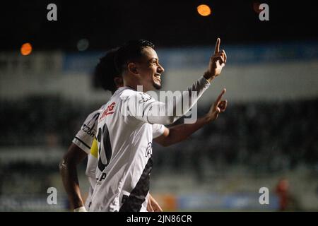 Campinas, Brasilien. 09. August 2022. SP - Campinas - 09/08/2022 - BRASILEIRO SERIE B 2022 PONTE PRETA X VASCO - Lucca jogador do Ponte Preta comemora deu gol durante partida contra o Vasco no estadio Moises Lucarelli pelo campeonato Brasileiro B 2022. Foto: Rogerio /Sipa USA Kredit: SIPA USA/Alamy Live News Stockfoto