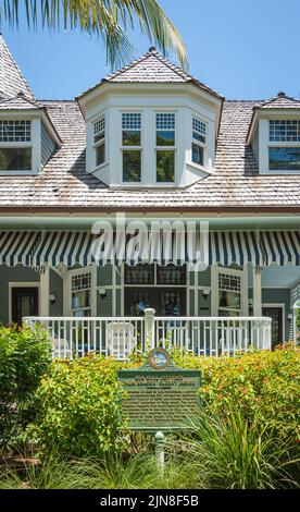 Sea Gull Cottage, das älteste Haus in Palm Beach, Florida, wurde 1886 gebaut und von Henry Flagler 1893 als seine erste Palm Beach Residence gekauft. Stockfoto