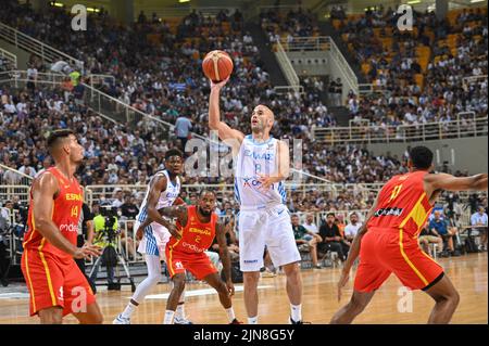 Athen, Griechenland. 09. August 2022. NICK CALATHES #8 von der griechischen Basketballmannschaft reagierte während des Freundschaftsspiel zwischen der griechischen Nationalmannschaft und der spanischen Nationalmannschaft im OAKA-Stadion am 9. August 2022 in Athen, Griechenland. Kredit: Unabhängige Fotoagentur/Alamy Live Nachrichten Stockfoto