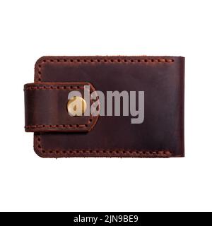 Luxus Craft Visitenkartenhalter Etui aus Leder. Braune Lederbox für Karten isoliert auf weißem Hintergrund. Stockfoto