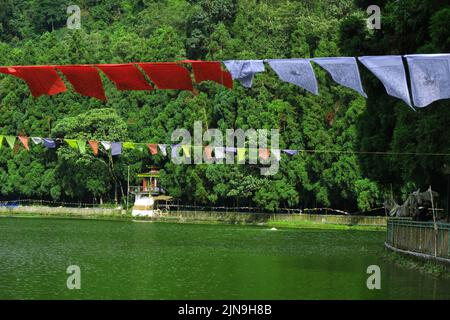 20. Juni 2022, Indien. Aritar Lake (Ghati-Tso) oder Lampokhari Lake im East Sikkim Bezirk des indischen Staates Sikkim. Stockfoto