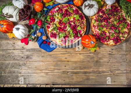 Thanksgiving Restpizza, klassische putenbrötchen oder Sandwich in Form von Pizza Stockfoto