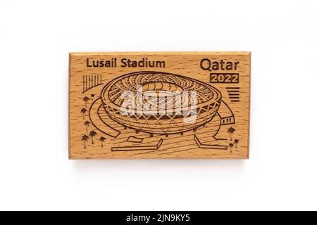 DOHA, KATAR - 10. AUGUST 2022: Lusail Stadium Qatar Kühlschrankmagnet. Katar wird Gastgeber der FIFA-Weltmeisterschaft 2022 sein. Stockfoto