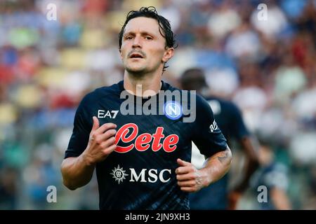 SSC Napoli's portugiesischer Verteidiger Mario Rui schaut während des Freundschaftsspiels SSC Napoli Espanyol beim SSC Napoli's Trainingslager 2022-23 in Castel di Sangro Stockfoto