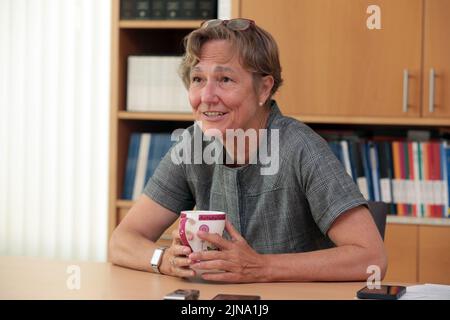 Nicht exklusiv: KIV, UKRAINE - 10. AUGUST 2022 - außerordentliche und bevollmächtigte Botschafterin der Bundesrepublik Deutschland in der Ukraine Anka Feldh Stockfoto