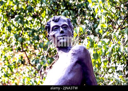 Denkmal für den jungen Erich Kästner in Dresden; Gedenkstätte für den Jungen Erich Kästner in Dresden Stockfoto