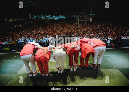 Flumserberg, Schweiz. 01., August 2022. Die Schweizer Schlagerband Stubete Gäng spielt ein Live-Konzert während der Großen Schlagerparty im Rahmen des Flumserberg Open Air 2022. (Foto: Gonzales Photo - Tilman Jentzsch). Stockfoto