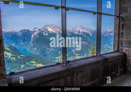 Sonnenterrasse in das Kehlsteinhaus, Eagles Nest, Berchtesgaden, Österreich, Deutschland Stockfoto