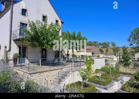 Das luxuriöse Relais & Chateaux - Domaine de Rymska, Saint Jean de Trezy FR Stockfoto