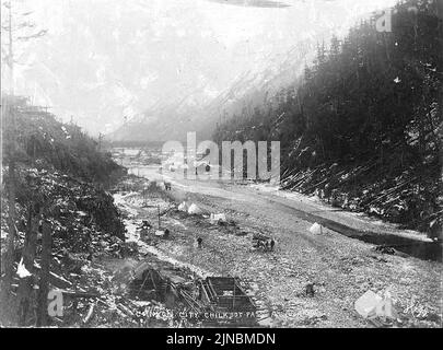 Zeltsiedlung in Canyon City am Dyea River, Chilkoot Trail, Alaska, Ca 1898 Stockfoto