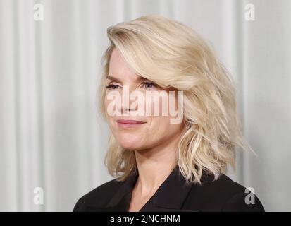 New York, Usa. 10. August 2022. Eva Birthistle kommt auf dem roten Teppich bei Apple TV's "Bad Sisters" New York Premiere im Whitby Hotel am Mittwoch, 10. August 2022 in New York City Foto von John Angelillo/UPI Credit: UPI/Alamy Live News Stockfoto