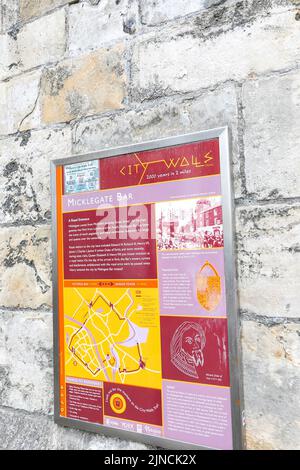 Micklegate York City Centre, Informationboard, Yorkshire, England, UK Stockfoto