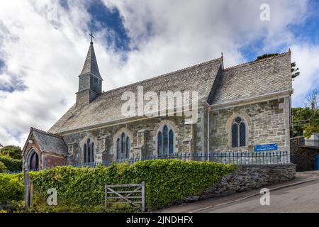 St. Mawes Church im malerischen Dorf St. Mawes auf der Halbinsel Roseland in Cornwall, England.
