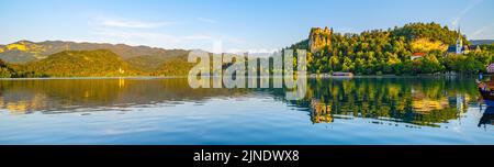 Bleder See mit Schloss Bled Stockfoto