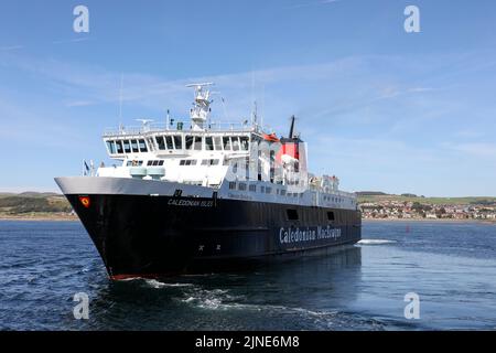 Caledonian MacBrayne Fähre, Caledonian Isles, segelt nach Isle of Arran, über den Firth of Clyde, verlassen Ardrossan. Ayrshire, Schottland, Großbritannien Stockfoto