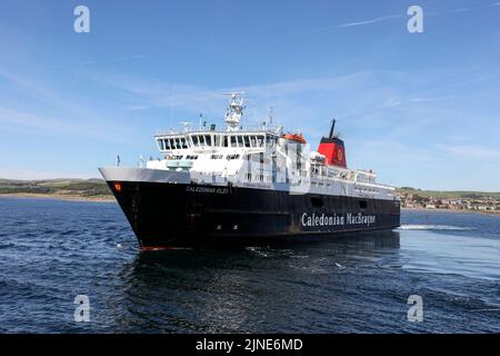Caledonian MacBrayne Fähre, Caledonian Isles, segelt nach Isle of Arran, über den Firth of Clyde, verlassen Ardrossan. Ayrshire, Schottland, Großbritannien Stockfoto