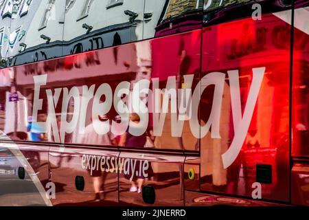 Bus Eireann Expressway Coach, Donegal Town, County Donegal, Irland Stockfoto