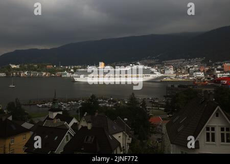 Cruise Liner, Costa Fortuna, Bergen, Norwegen Stockfoto