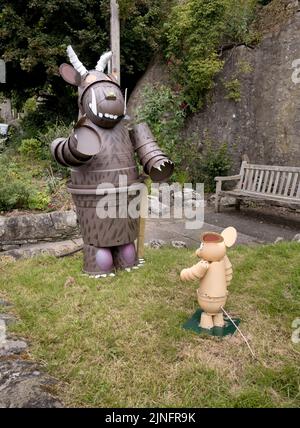 Settle Flowerpot Festival, Juli 2022. Ein Blumentopf Gruffalo und Maus. Das Festival findet jeden Sommer statt. Stockfoto