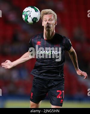 Lasse Sorensen von Lincoln City beim Carabao Cup, dem ersten Spiel der Runde im Eco-Power Stadium, Doncaster. Bilddatum: Dienstag, 9. August 2022. Stockfoto