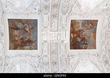 Vilnius Kirche; die Kirche St. Peter und St. Paul, innen, bemalte Decke mit Fresken, Vilnius, Litauen Europa Stockfoto