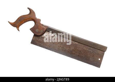 Alte rostige Zenkellensäge isoliert auf weiß mit ausgeschnittenem Pfad Stockfoto