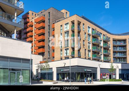 Moderne Apartmentgebäude, Smithy Lane, High Street Quarter, Hounslow, London Borough of Hounslow, Greater London, England, Vereinigtes Königreich Stockfoto