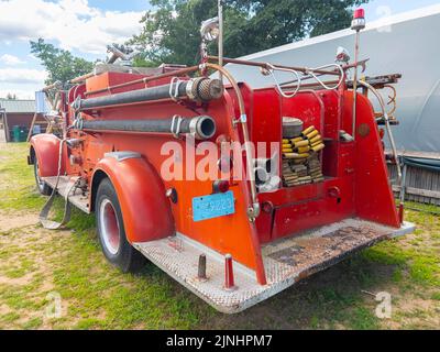 Antiker Feuerwehrwagen der Chelsea Fire Department Mark auf der Connors Farm in Danvers, Massachusetts, USA. Stockfoto