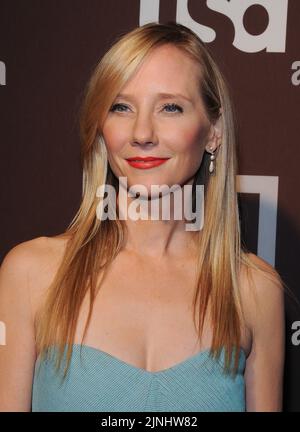 New York, NY - 25. FEBRUAR: Anne Heche nimmt an der New Yorker Premiere der „Dig“-Serie am 25. Februar 2015 im Capitale in New York City Teil. Quelle: John Palmer/MediaPunch Stockfoto