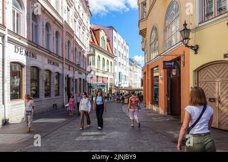 Tallinn, Estland. 31.. Juli 2022. Allgemeine Ansicht der Altstadt Straßen ist zu sehen. (Foto von Vadim Pacajev/Sipa USA) Quelle: SIPA USA/Alamy Live News Stockfoto