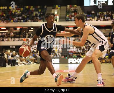 London, Großbritannien. 11. August 2022. HoopsFix gegen den California Basketball Club am 11. August 2022 in der Copper Box Arena, London, Großbritannien. Foto von Joshua Smith. Nur zur redaktionellen Verwendung, Lizenz für kommerzielle Nutzung erforderlich. Keine Verwendung bei Wetten, Spielen oder Veröffentlichungen einzelner Clubs/Vereine/Spieler. Kredit: UK Sports Pics Ltd/Alamy Live Nachrichten Stockfoto