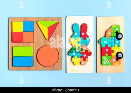 Set von Form Montessori Stil Spielzeug Kinder Holz umweltfreundliche Logik-Spiele für Vorschulkinder Spielsachen für die Baby-Entwicklung. Sammlung von pädagogischen Elementen für die frühkindliche Entwicklung. Stockfoto