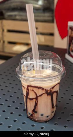 Schokoladen-Bubble-Milchtee Stockfoto
