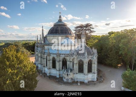 Frankreich, Eure-et-Loir, Dreux, Saint Louis königliche Kapelle Nekropole der Familie Orleans befindet sich in der Einschließung des Chateau de Dreux (Luftaufnahme vi Stockfoto