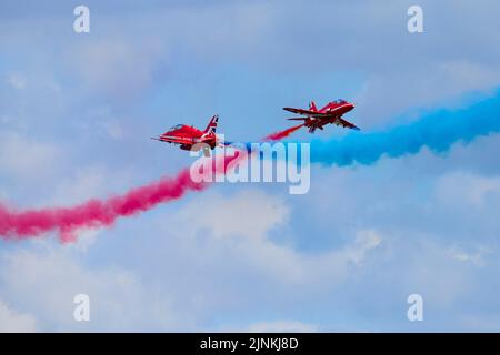 RAF Red Arrows Zeigen Sie Team Crossover Stockfoto