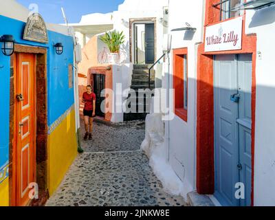 Hauptstraße in Oia, Santorini, Oia, Griechenland, Europa Ägäis, Mittelmeer Stockfoto