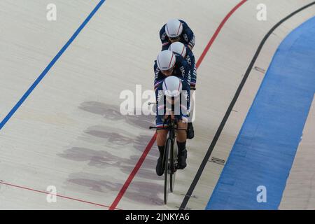 12,8.2022, München, Internationales Congress Center München, Europameisterschaften München 2022: Damen Track Cycling Team Pursuit Finale, Victoire Berteau, Valentine Fortin, Clara Copponi, Marion Borras (Team France) (Sven Beyrich/SPP-JP) Quelle: SPP Sport Pressefoto. /Alamy Live News Stockfoto