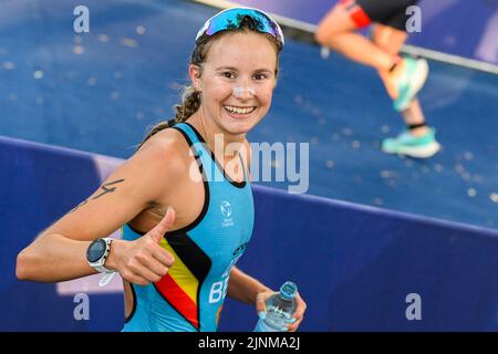 Die Belgierin Hanne De Vet, abgebildet während des Triathlon-Euros der Frauen, Teil der Europameisterschaft München 2022, in München, Deutschland, am Freitag, 12. August 2022. Die zweite Auflage der Europameisterschaften findet vom 11. Bis 22. August statt und umfasst neun Sportarten. BELGA FOTO ERIC LALMAND Stockfoto