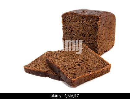 Scheiben Roggen frisches Brot auf weißem Hintergrund Nahaufnahme. Backen isolieren Stockfoto