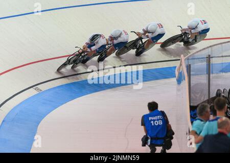 München, Deutschland. 12. August 2022. 12,8.2022, München, Internationales Congress Center München, Europameisterschaften München 2022: Women Track Cycling Team Pursuit final, Anna Morris, Josie Knight, Jessica Roberts, Neah Evans (Team Großbritannien) beim Bronzemedaillenrennen (Sven Beyrich/SPP-JP) Quelle: SPP Sport Pressefoto. /Alamy Live News Stockfoto