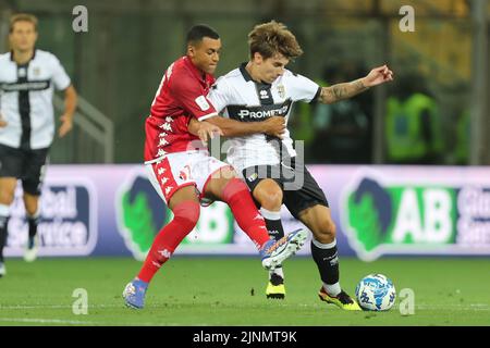 Parma, Italien. 12. August 2022. Adrian Bernabeâ&#x80;&#X99; (PARMA CALCIO) während Parma Calcio gegen SSC Bari, Italienisches Fußballspiel der Serie B in Parma, Italien, August 12 2022 Quelle: Independent Photo Agency/Alamy Live News Stockfoto